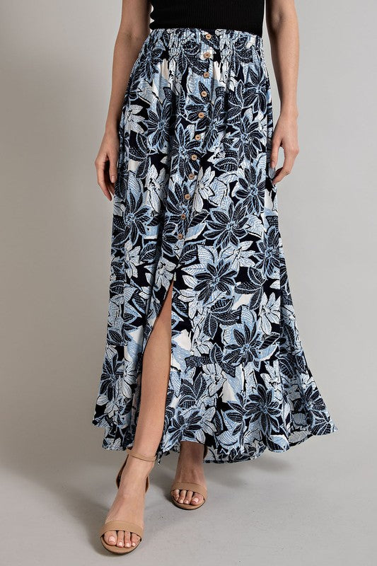 Maxi skirt featuring a vibrant floral print