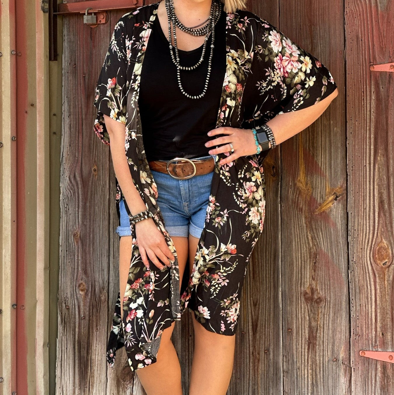 Black Floral Short-Sleeve Kimono