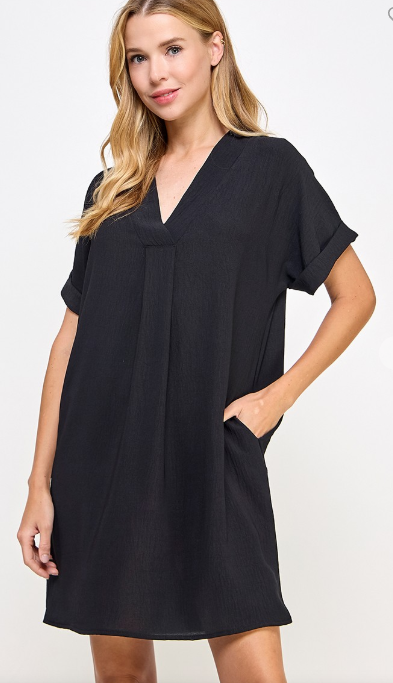 SOLID FLOWY SHIFT DRESS