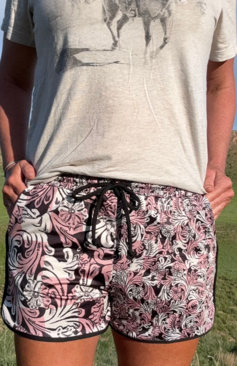 CHECKED IN TOOLED SHORTS