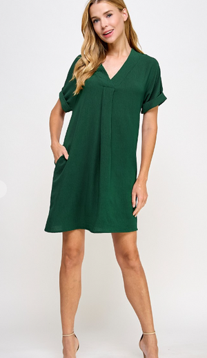 SOLID FLOWY SHIFT DRESS