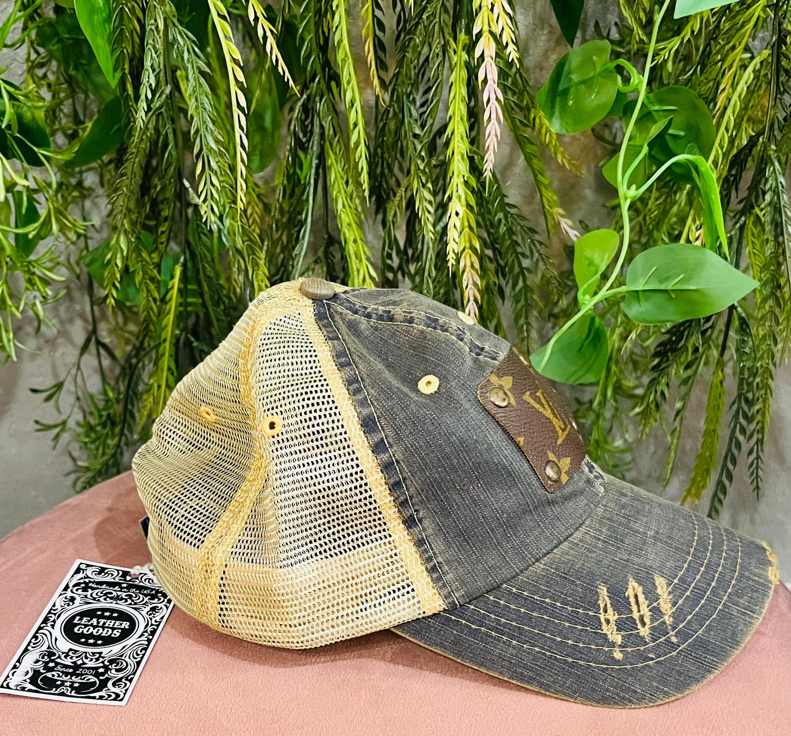 UPCYCLED LV DENIM CAP WITH MESS