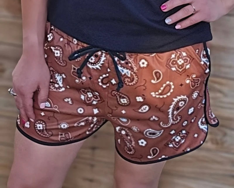 BANDANA BABE BROWN SHORTS