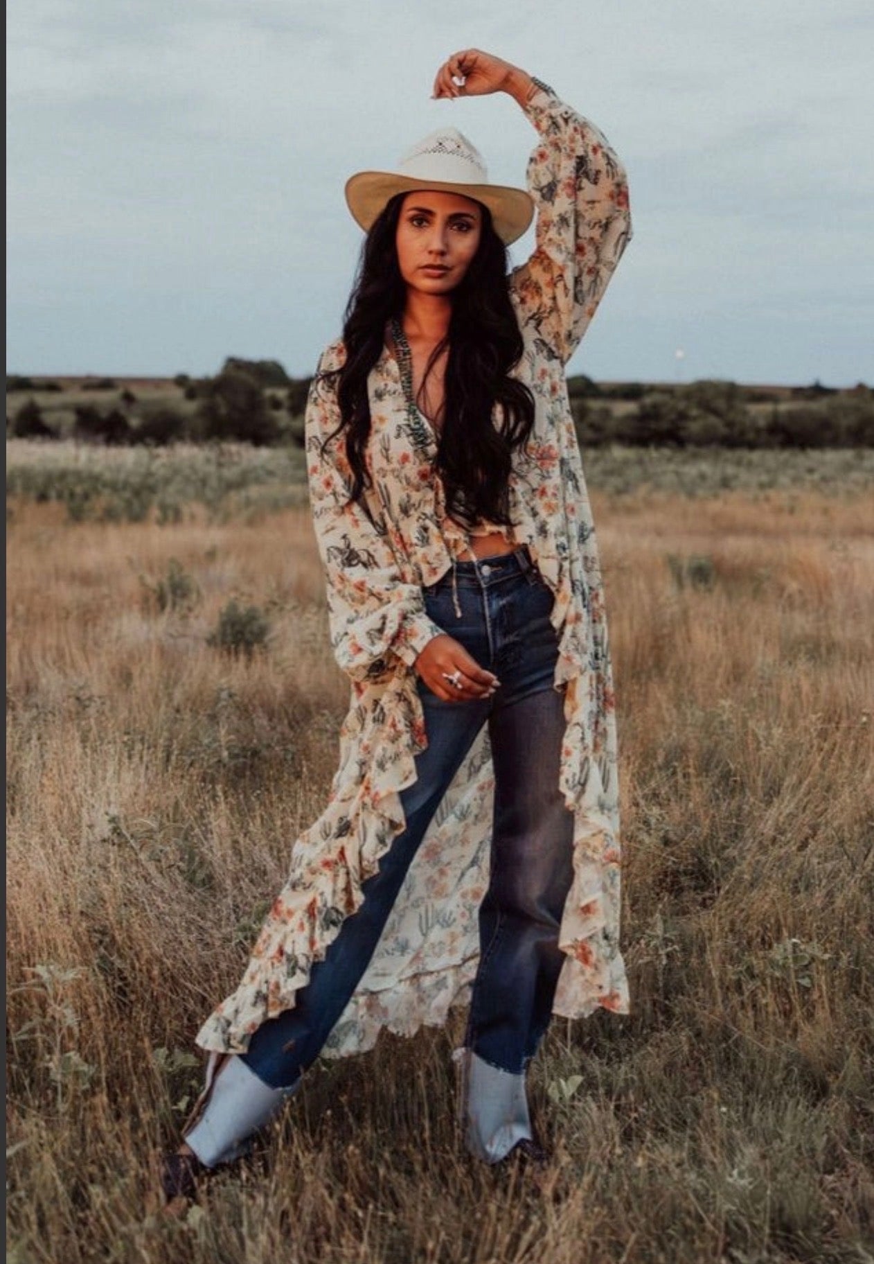 FLORAL COWBOY RUFFLE KIMONO