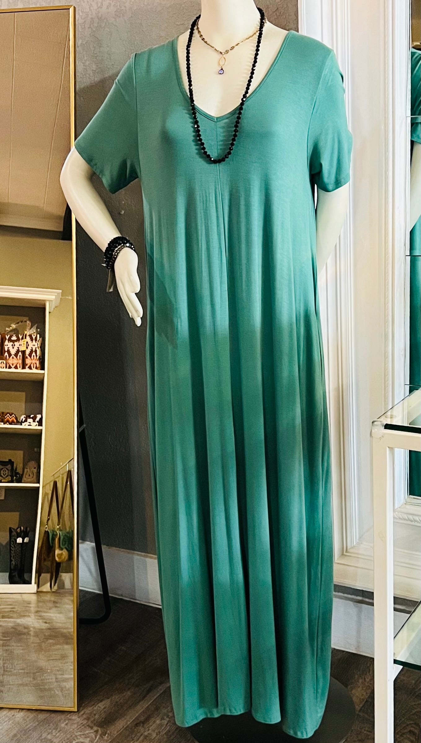 V NECK MAXI DRESS W POCKETS