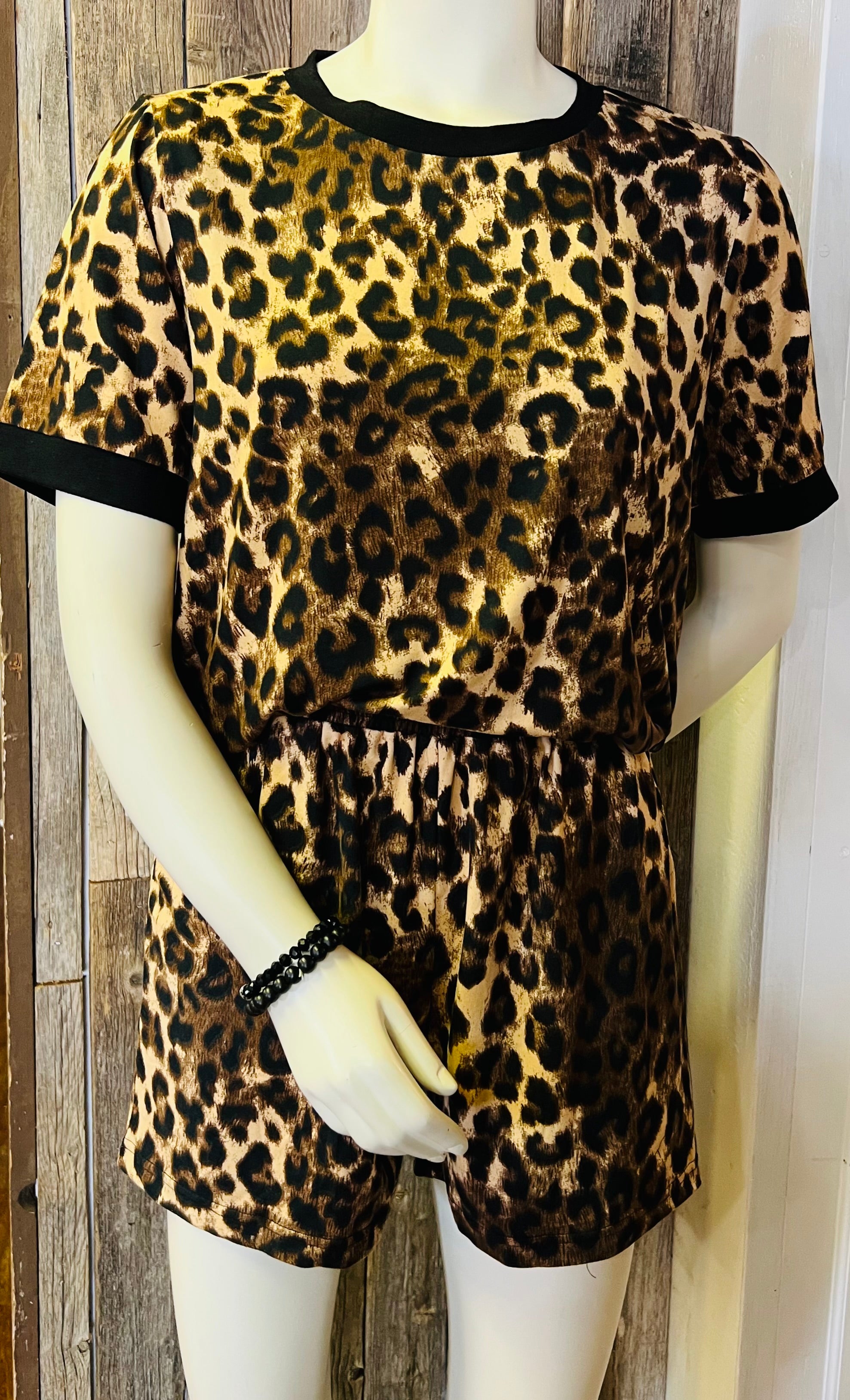 LEOPARD PRINT SET