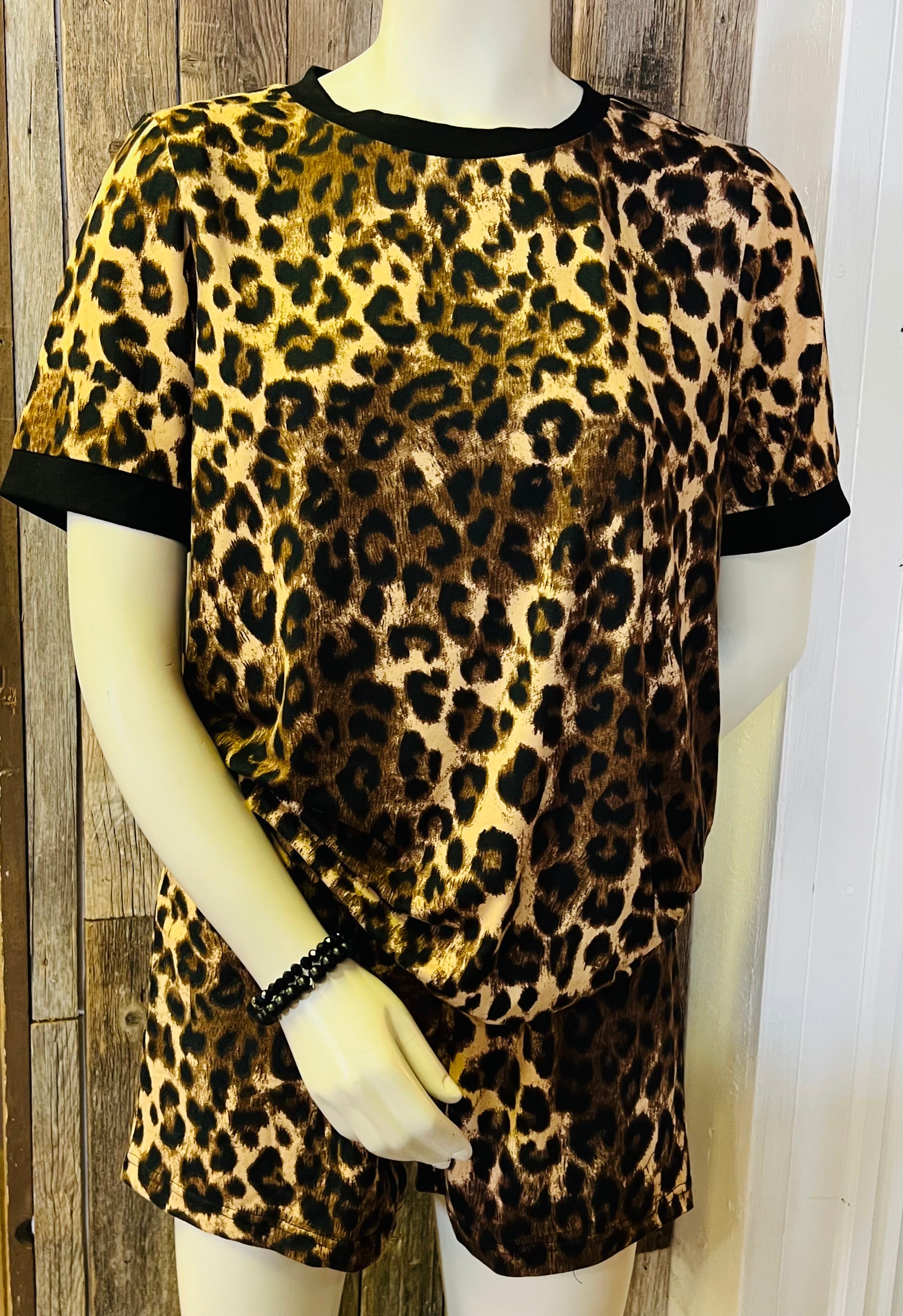 LEOPARD PRINT SET