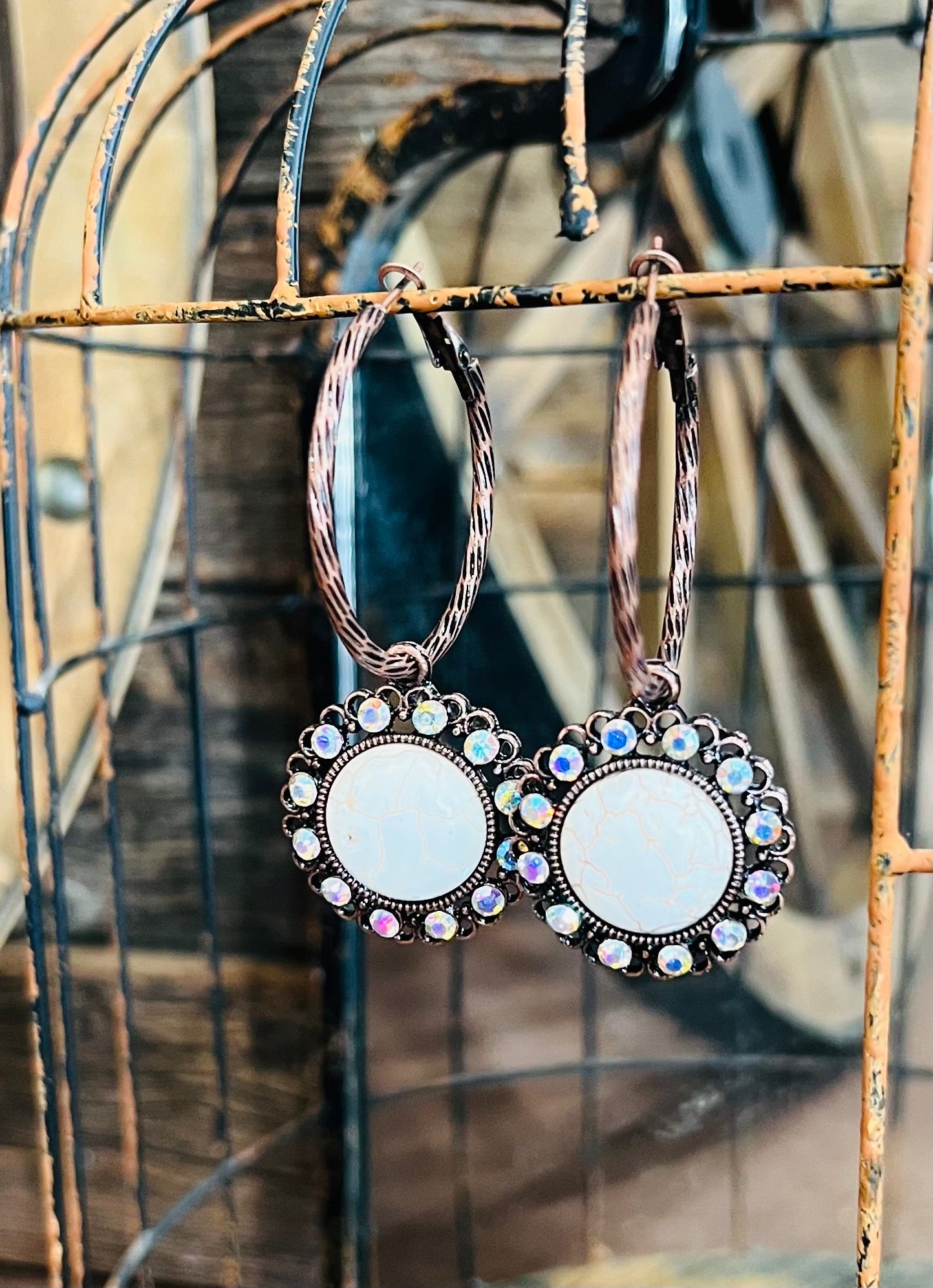 CRYSTAL FLOWER EARRINGS