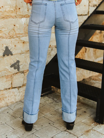 LINE DRIVES *Light Wash