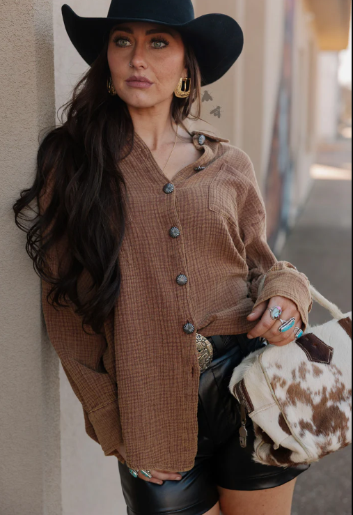 ACRES BUTTON UP *SADDLE