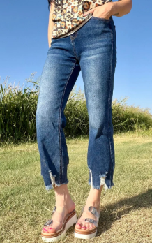 OUTLAW CROP JEANS - DARK WASH