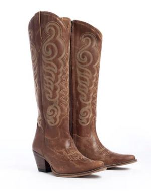 Nalejandra Boots in Cloud Red & Ebony