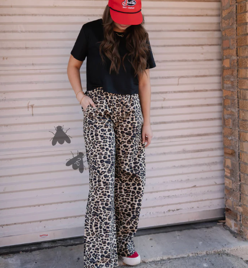 OFF THA TRACK *LEOPARD