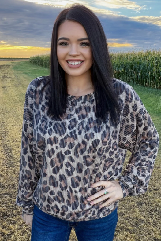 SPOTTED WILD SWEATER TOP
