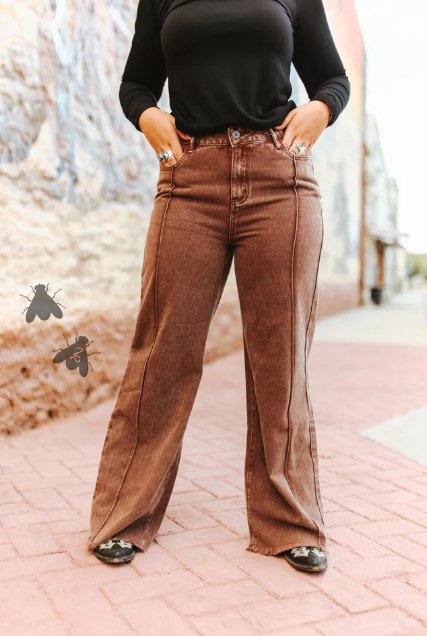 WHISTLE BRITCHES *CHOCOLATE