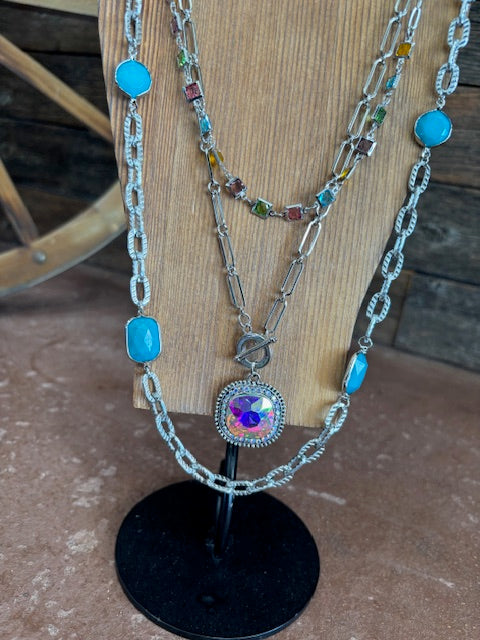 MULTICOLOR CRYSTAL AND TURQUOISE NECKLACE