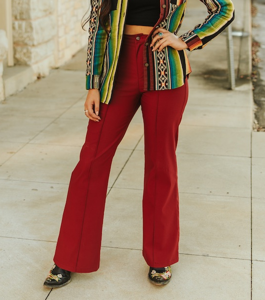 RED SOLID FRONT CREASE DETAIL PANTS