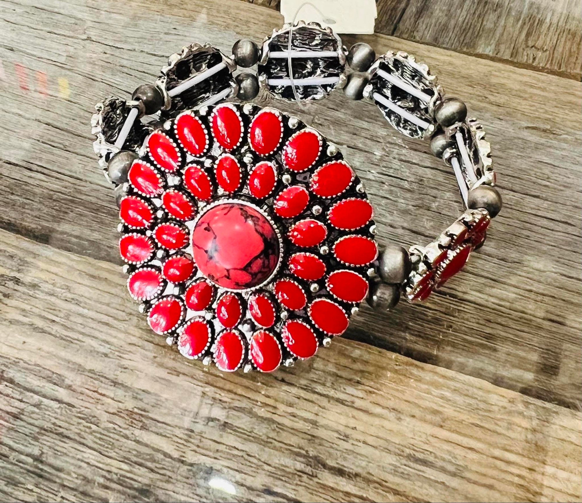 RED FLOWER STRETCH BRACELET