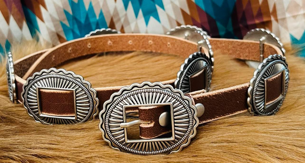 Western Genuine Distressed Leather Belt With Concho