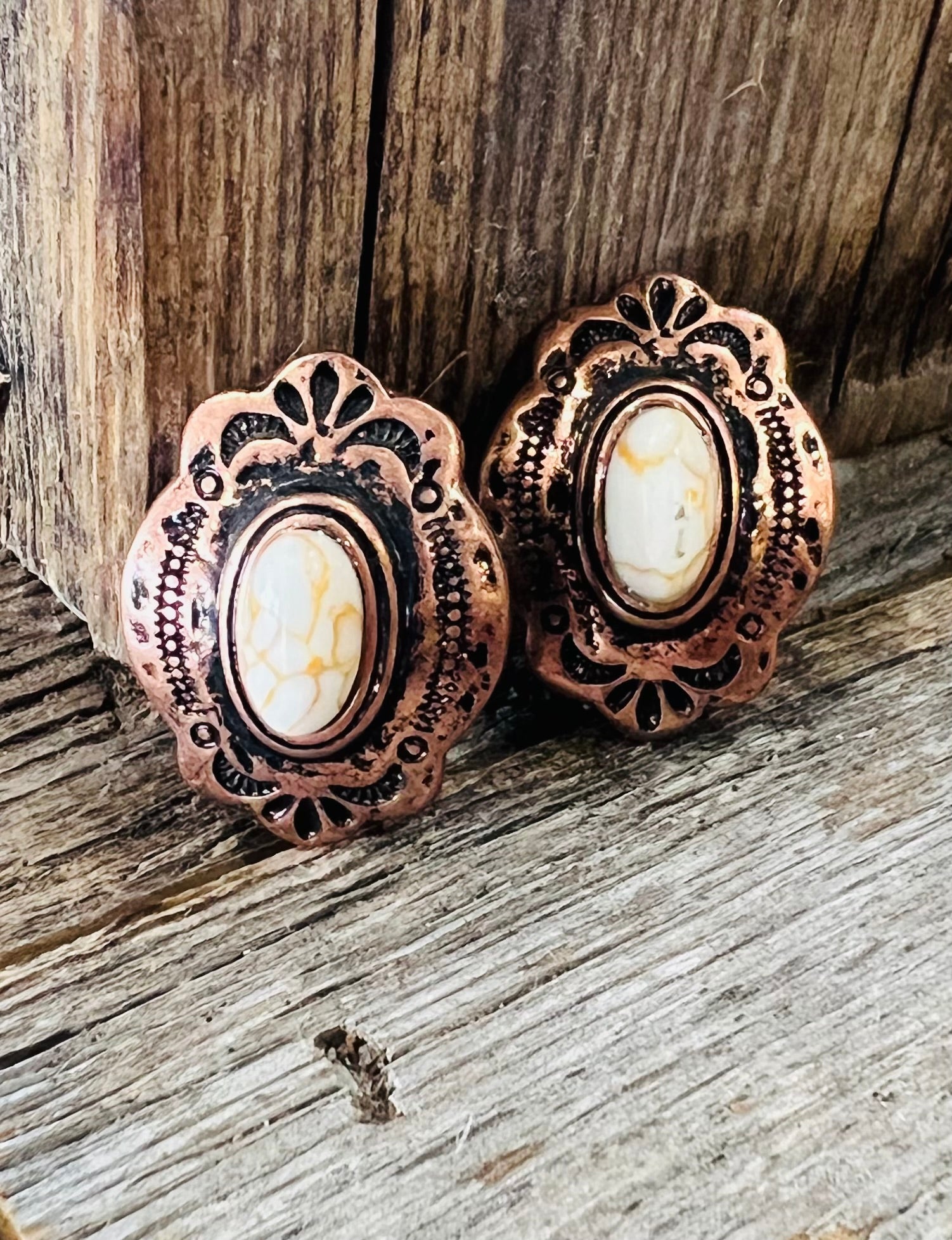 Western clip-on White stone earrings