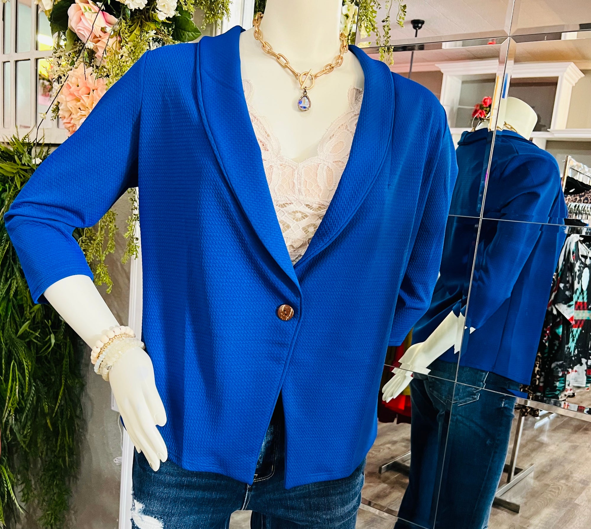 COLORED BLAZER