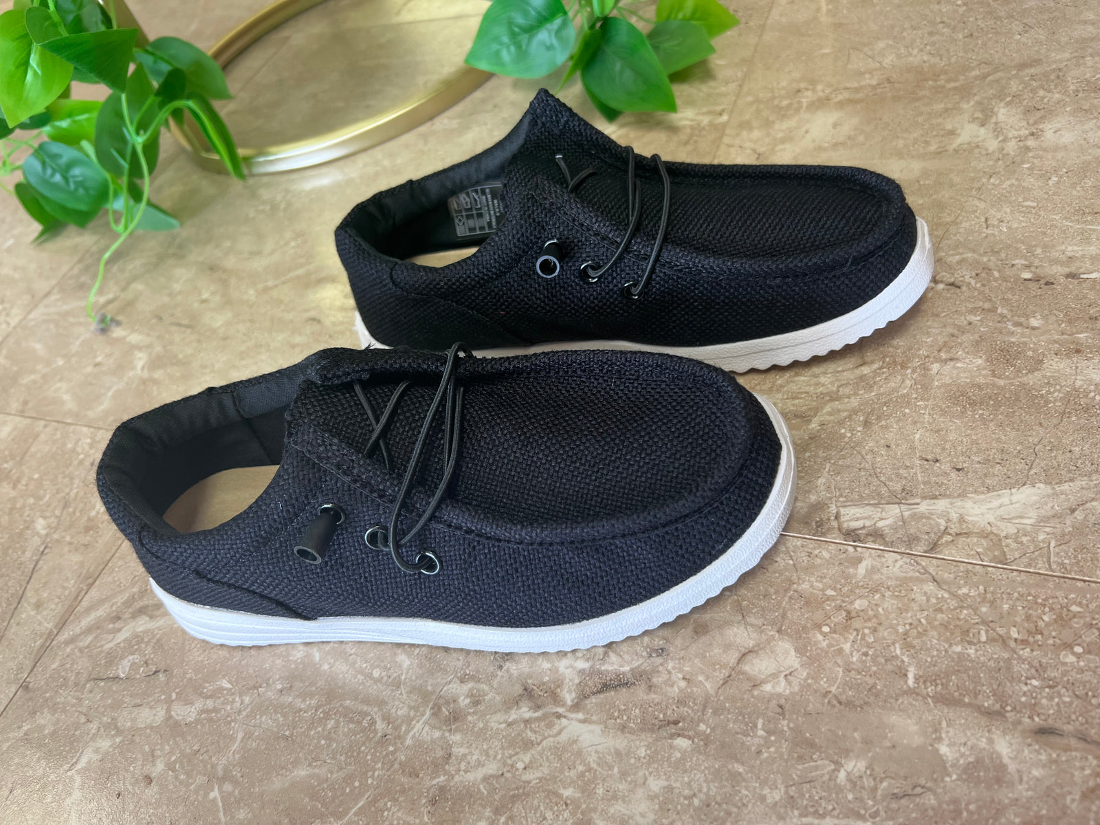 KIDS COMFORT SHOES