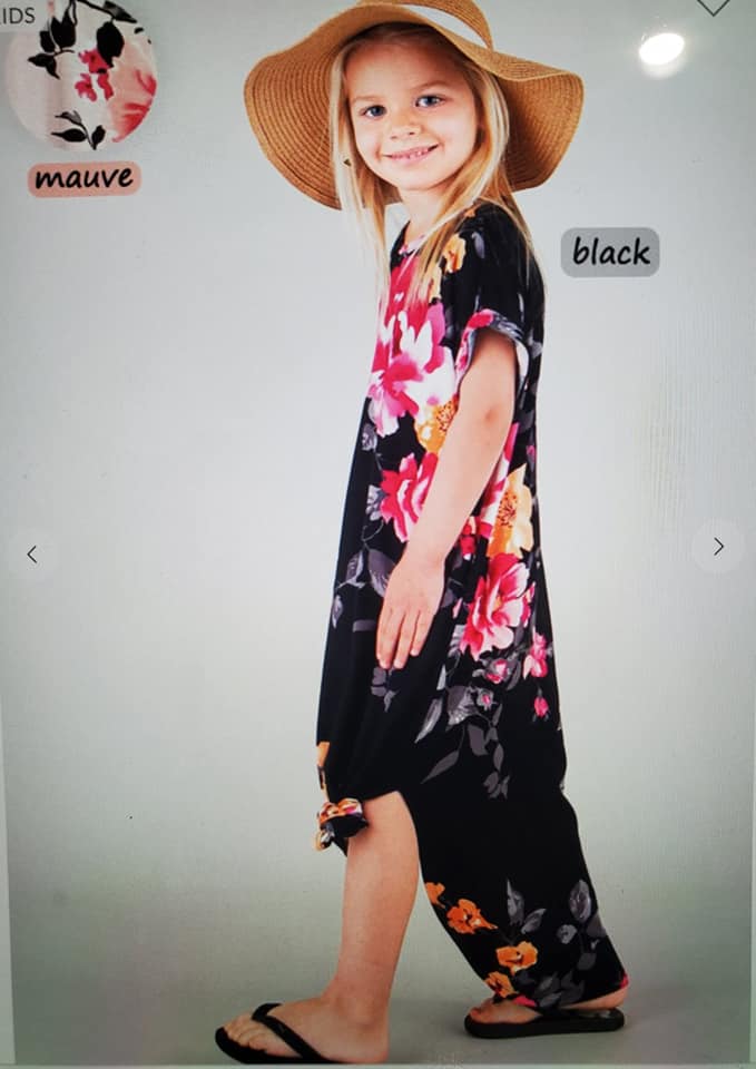 Floral Print Maxi Dress with Side Slits and Pockets