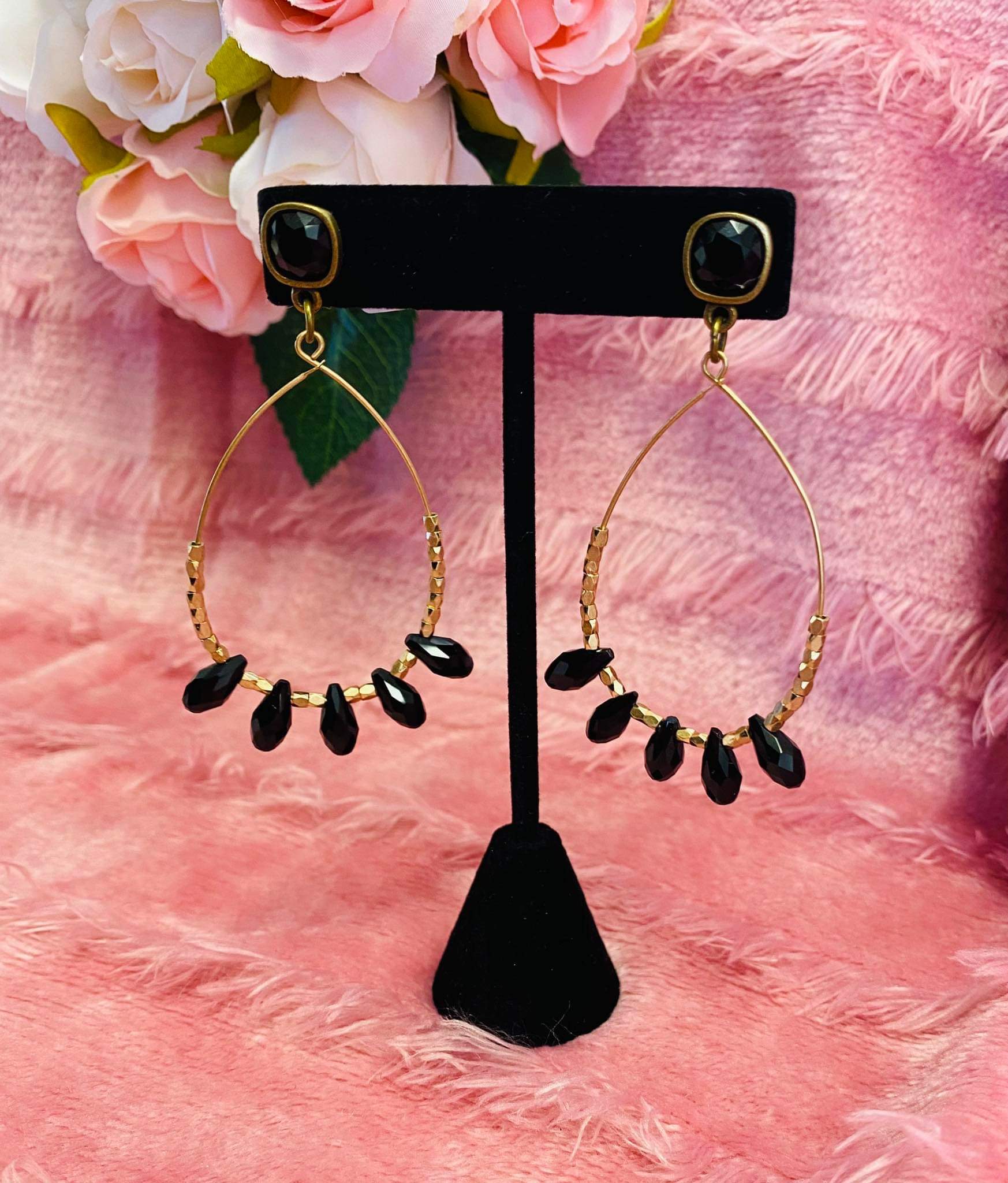BLACKDROPS ON GOLD HOOPS