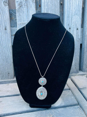 Dos Conchos Necklace